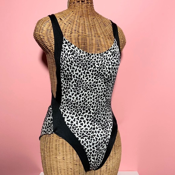 Vintage retro Y2K 90s mcbling animal print swimsuit - Picture 2 of 6